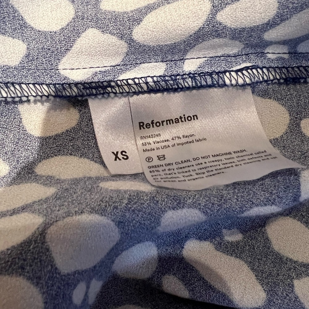 Reformation wrap dress - Picture 2 of 3